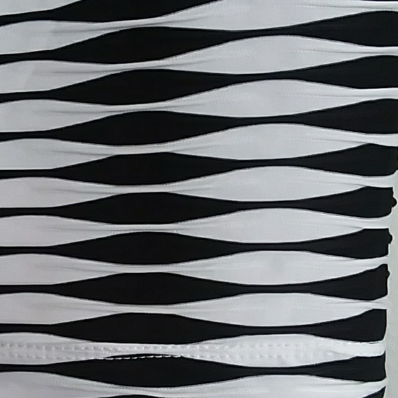 Skirt - Picture 2 of 5